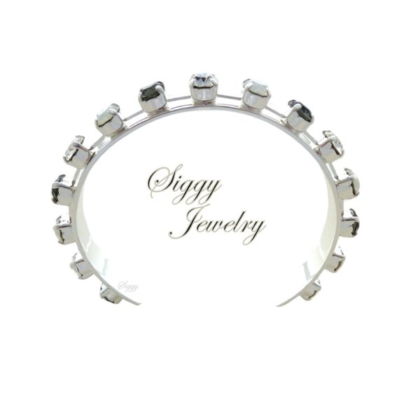 Jetsetter Cuff Bangle Bracelet made with Genuine Austrian Crystals in 6mm - Picture 6 of 7